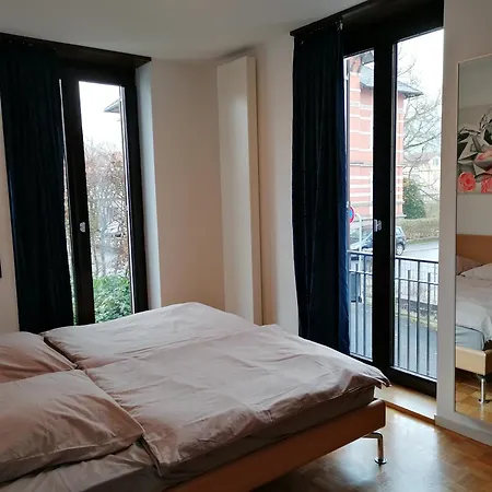 Apartment Exklusive In Architekten Villa, Naehe Theater