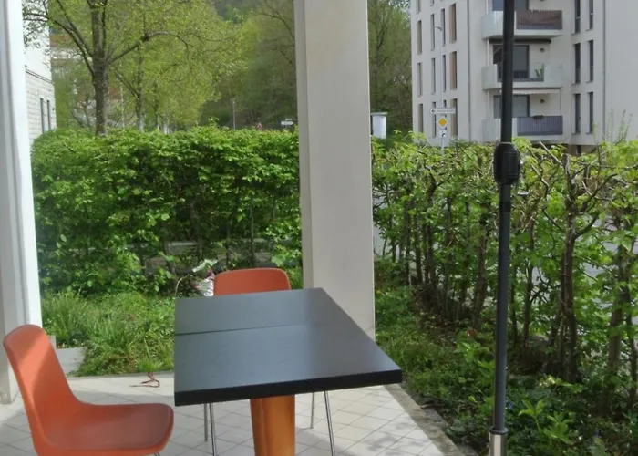 Exklusive In Architekten Villa, Nähe Theater Apartment *